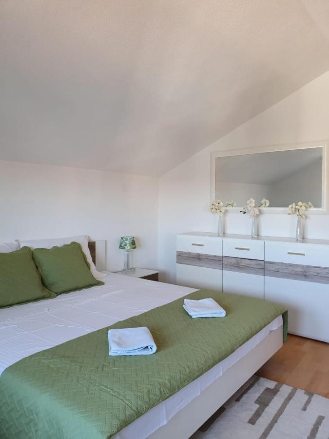 Apartman Laura Apartment Zadar Exterior photo