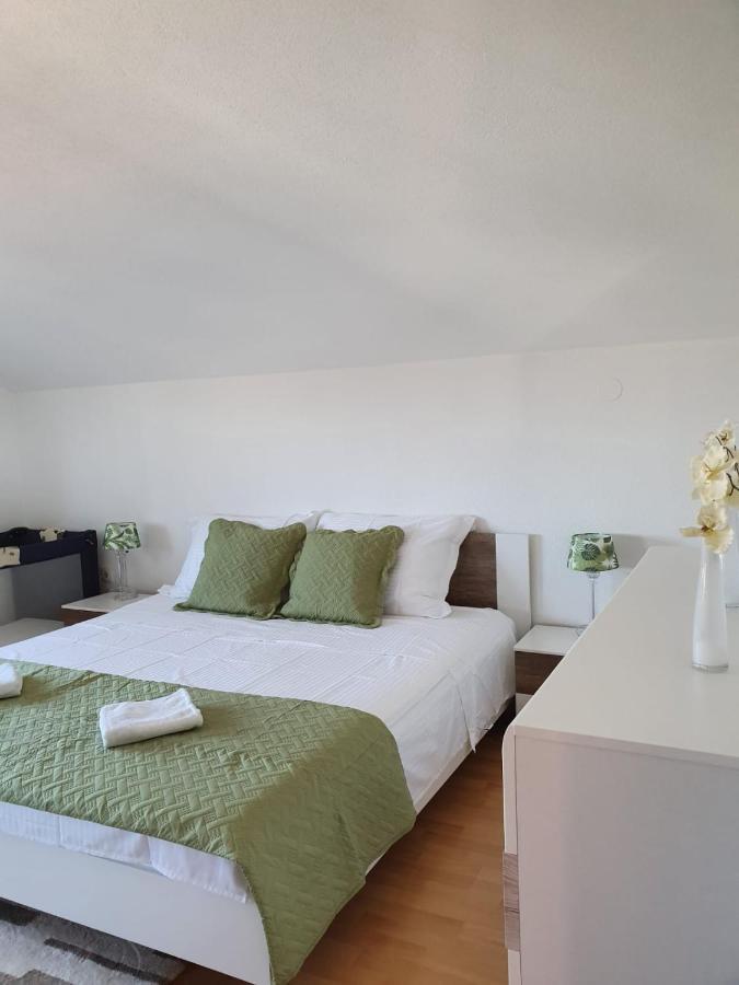 Apartman Laura Apartment Zadar Exterior photo